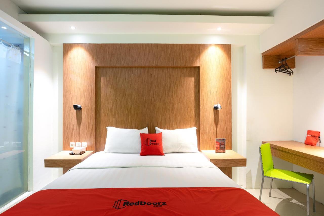 RedDoorz Apartment At Bogor Valley Zewnętrze zdjęcie